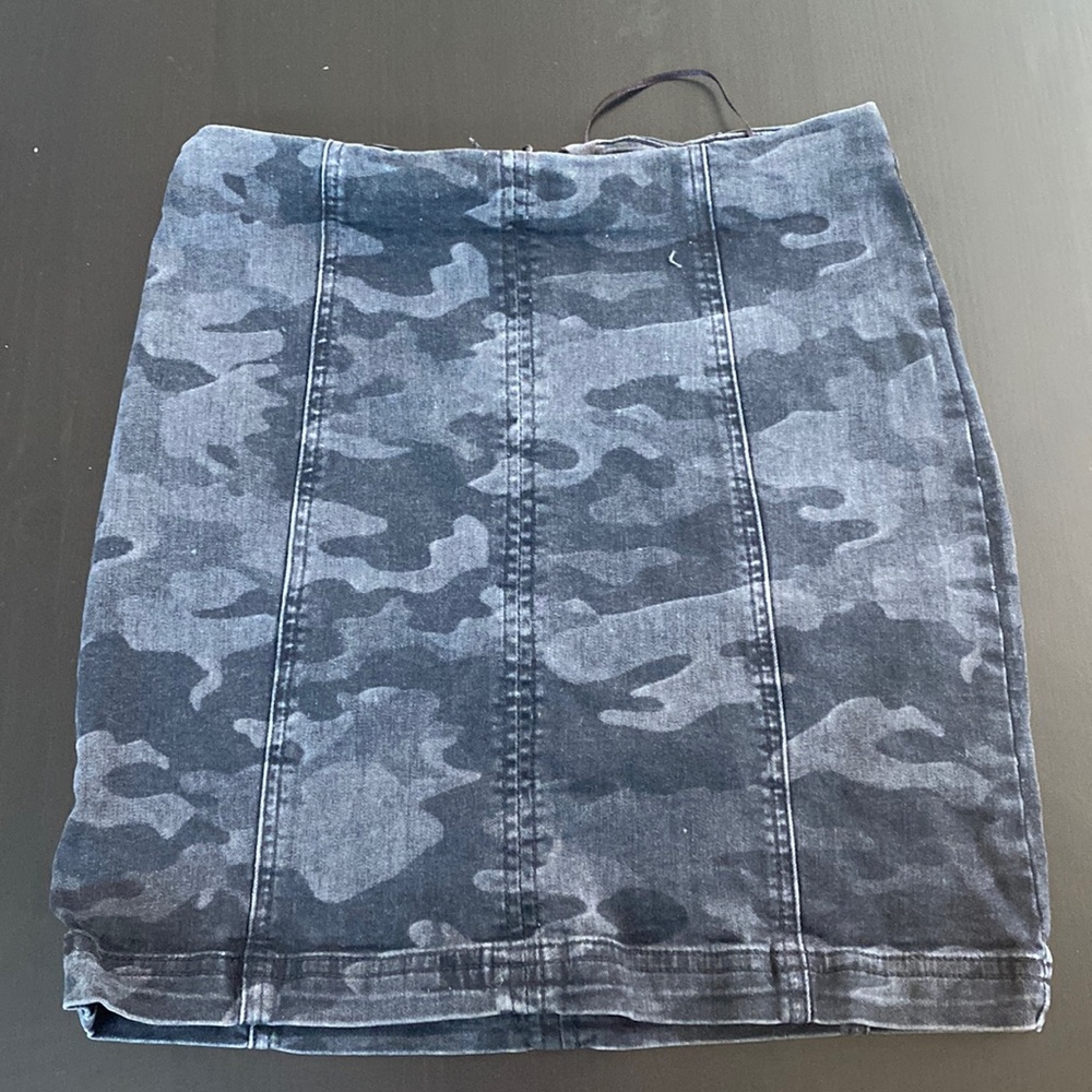 Free people camo mini skirt